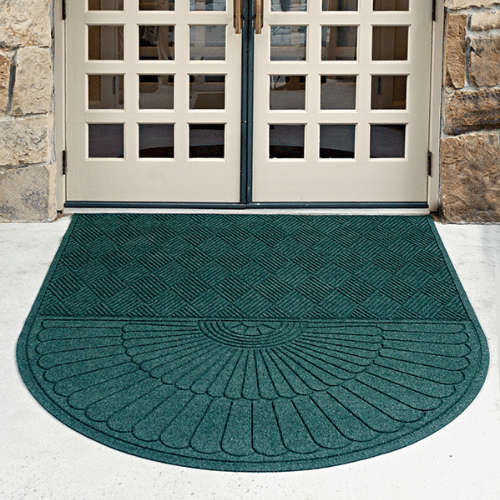 WaterHog® Max Grand Mat with Half Oval (One End)