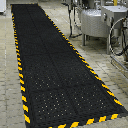 Hog Heaven® Drainable Linkable Tiles